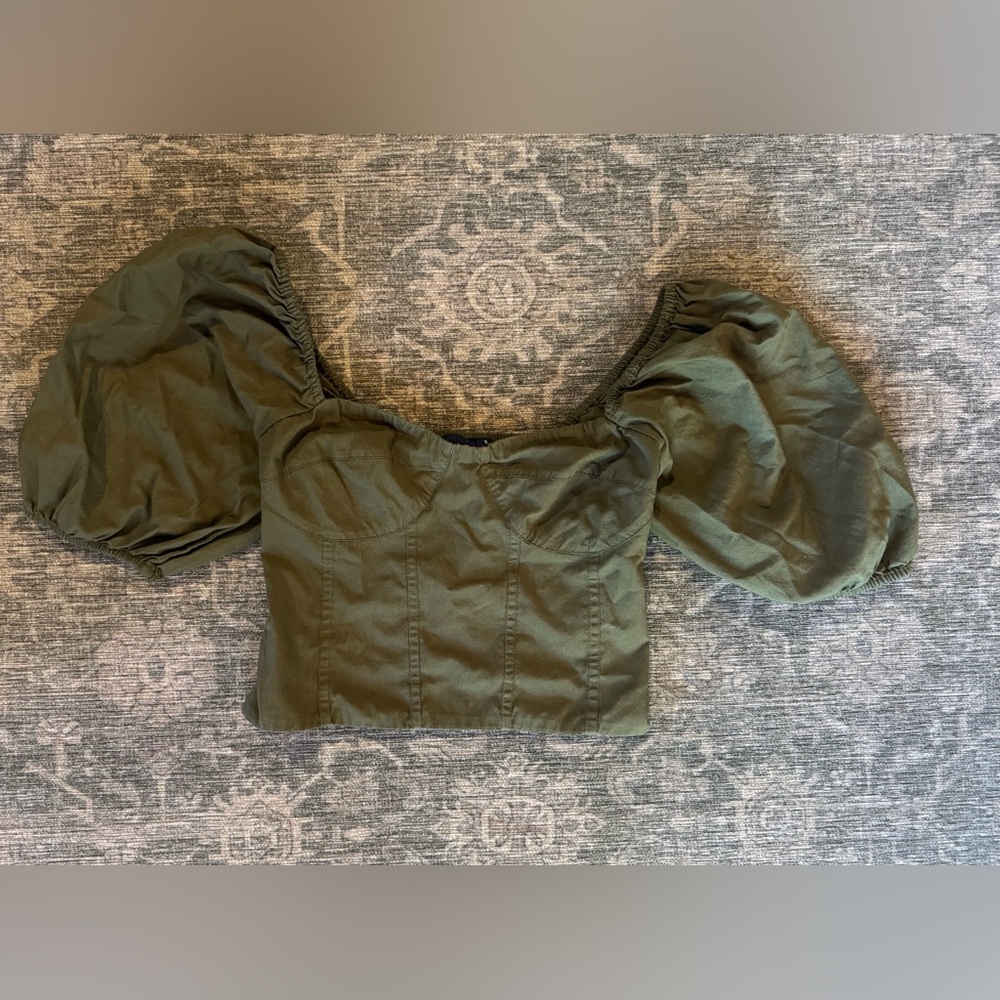 GAP Smocked Puff-Sleeve Crop Top – Size S - Picture 3 of 5